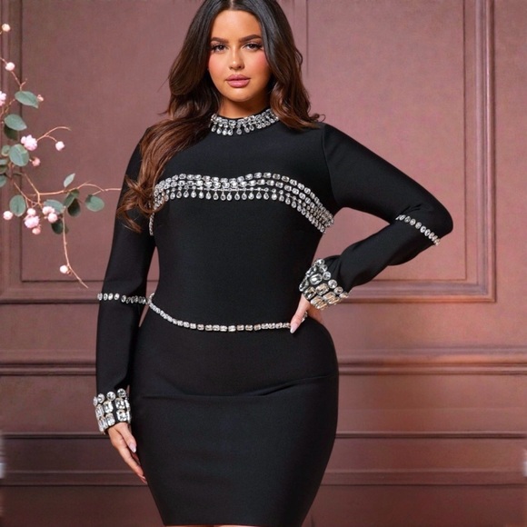 Fashion Nova Luxe Black Long Sleeve Dress with Silver Accents - Picture 5 of 16
